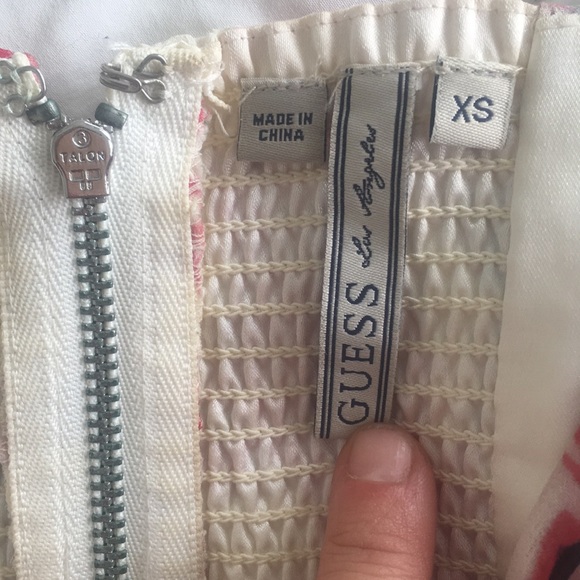 FREE with any purchase! Fit and flare Guess top - Picture 3 of 5